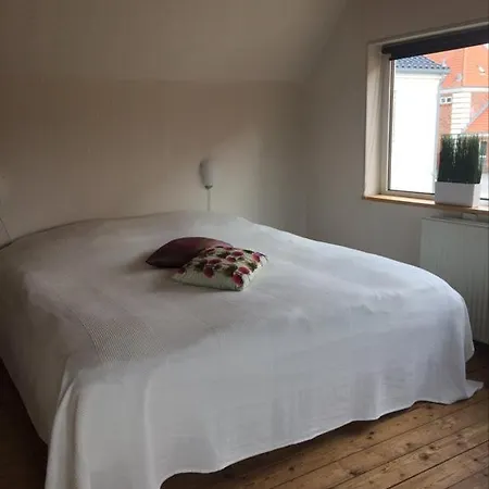 Fru Hald بيت ضيافة *